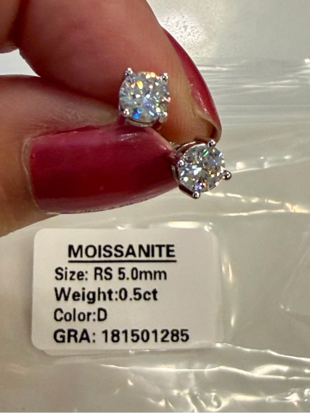 Round Solitaire Stud Earrings - D Color White